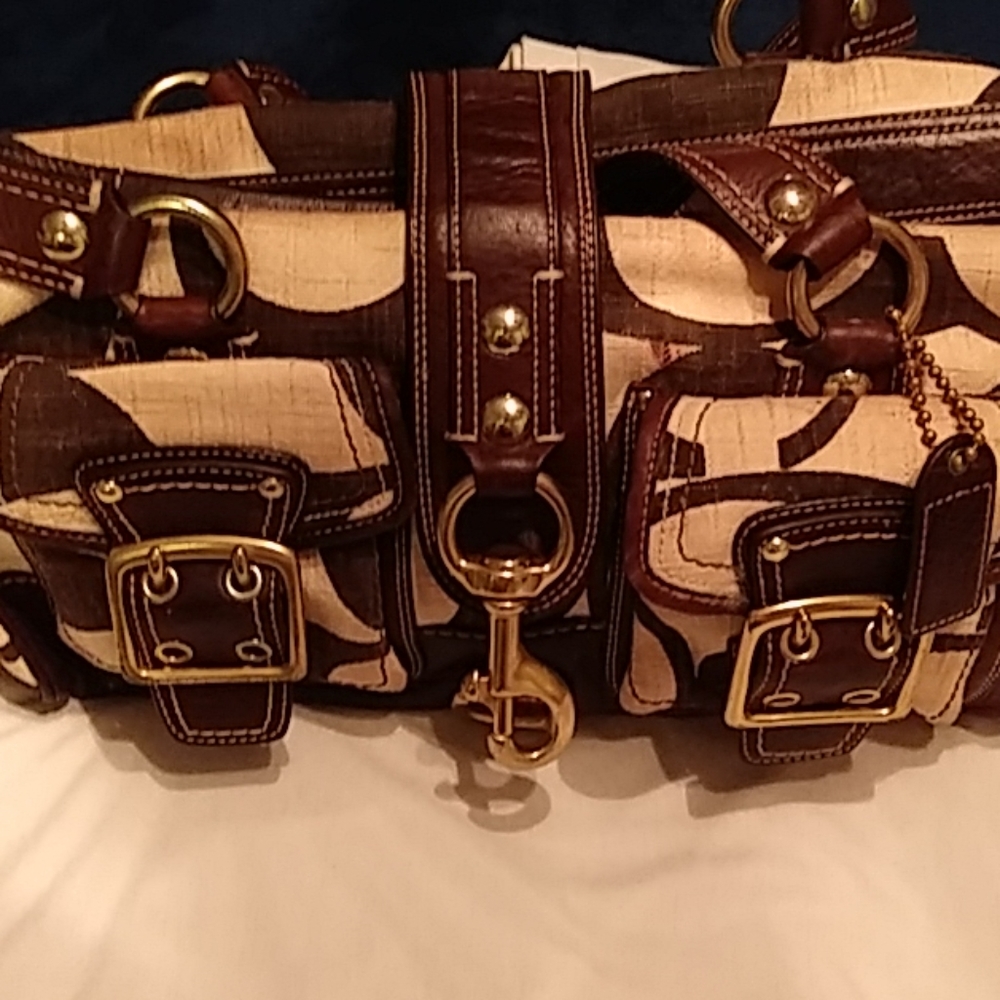 Purse - Picture 2 of 4